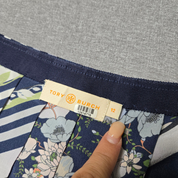 Tory Burch Pleated Silk Knee Length Multicolor Skirt Size: 12 - Picture 4 of 6